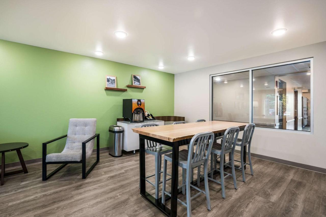 Woodspring Suites Elgin - Chicago Exterior photo
