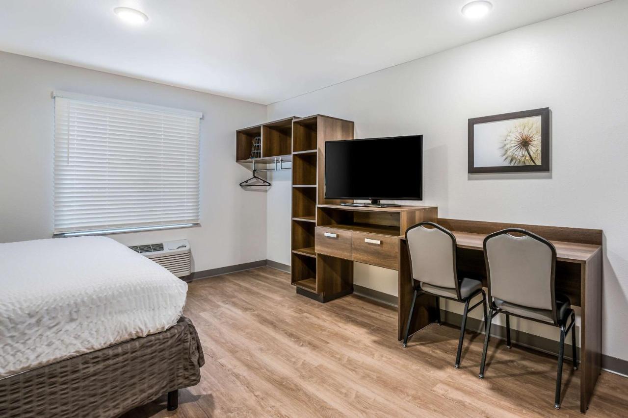 Woodspring Suites Elgin - Chicago Exterior photo